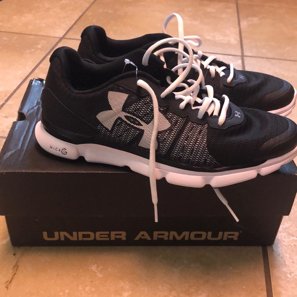 NWT Under Armour Women’s Running Shoes